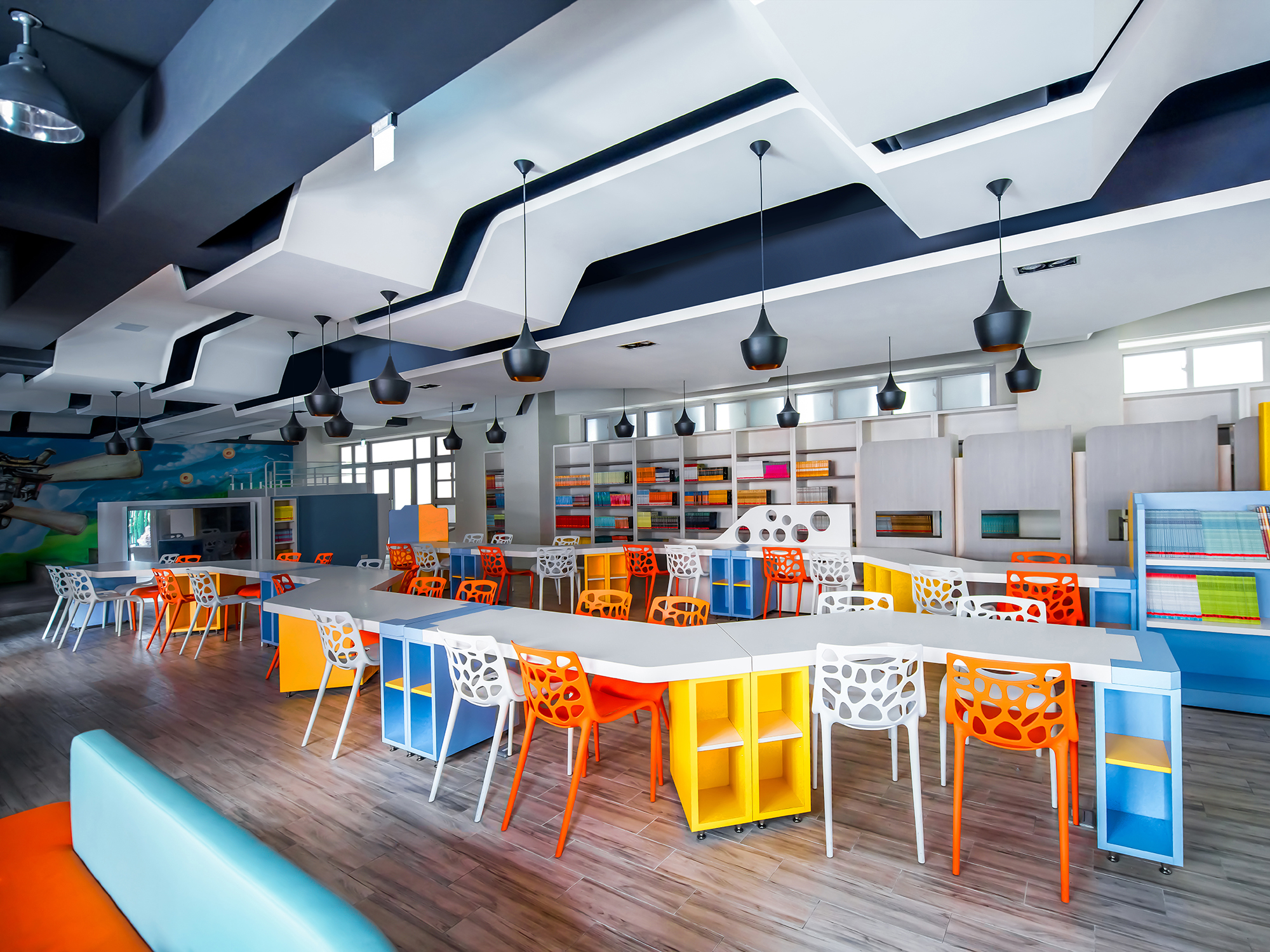 DIGITAL LEARNING CENTRE - Silver Winner - 2016 London Design Awards