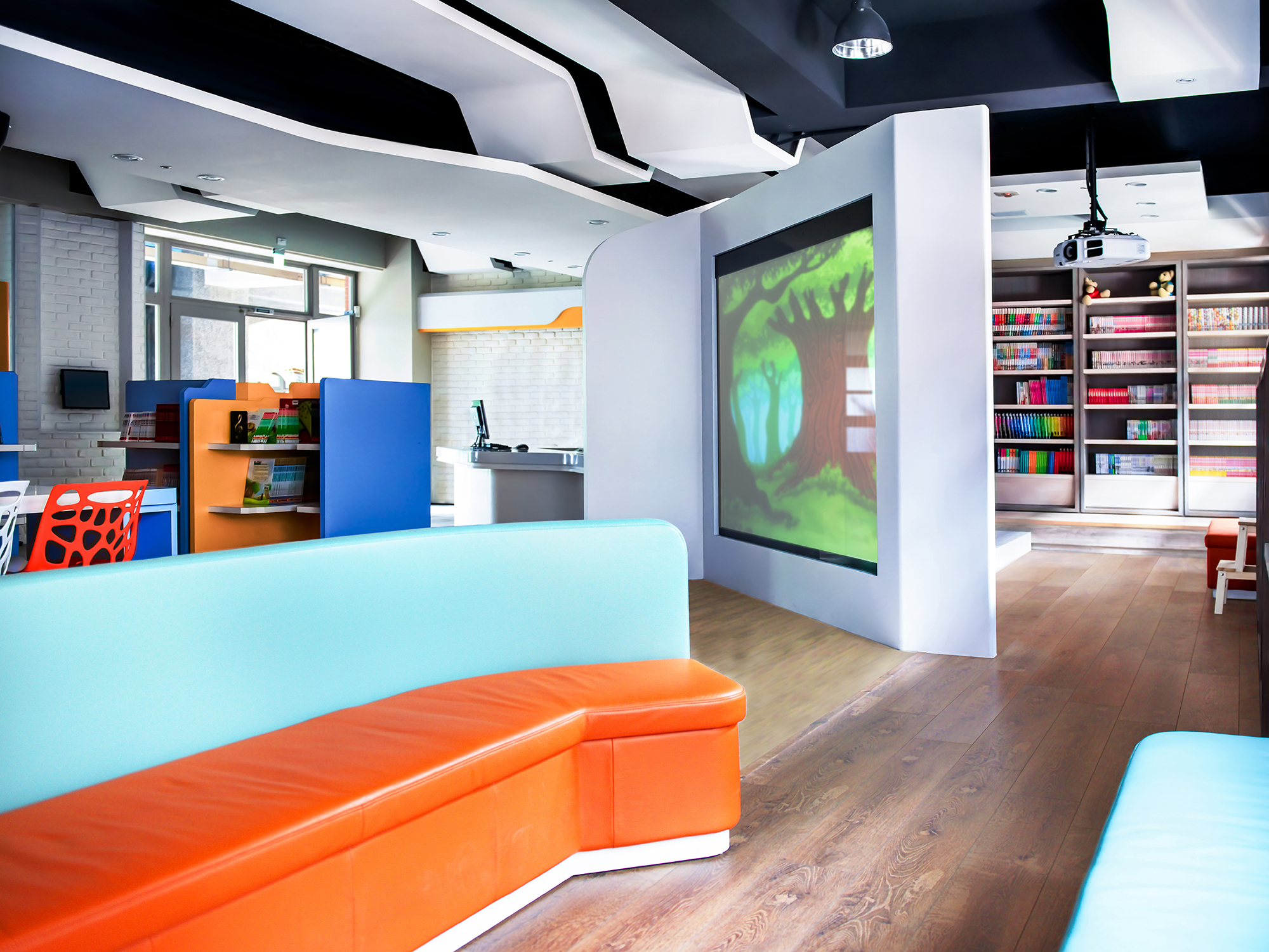 DIGITAL LEARNING CENTRE - Silver Winner - 2016 London Design Awards