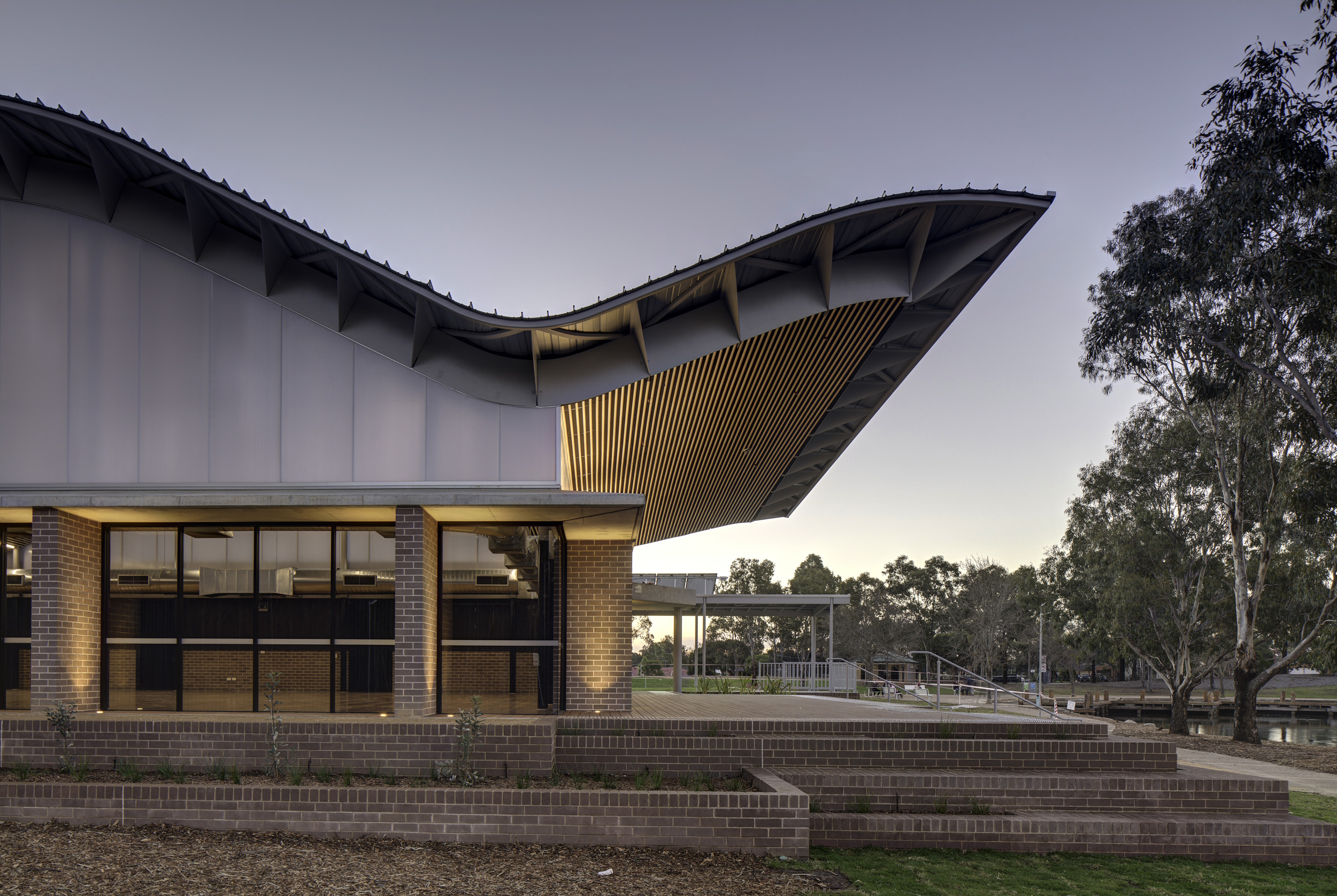 Woodcroft Neighbourhood Centre