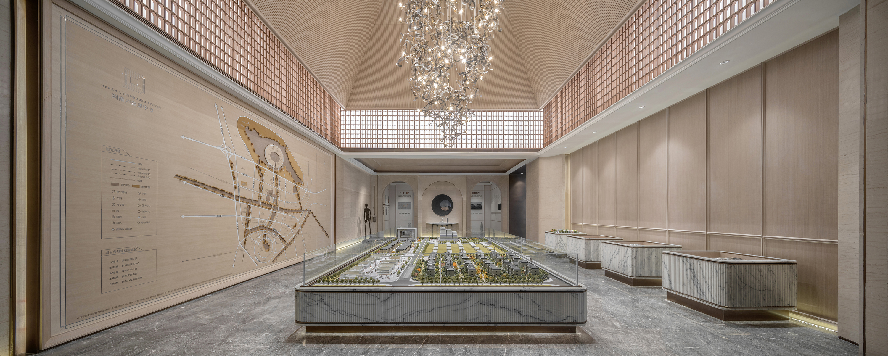 Zhengzhou China Merchants Luxemburg Sales Center
