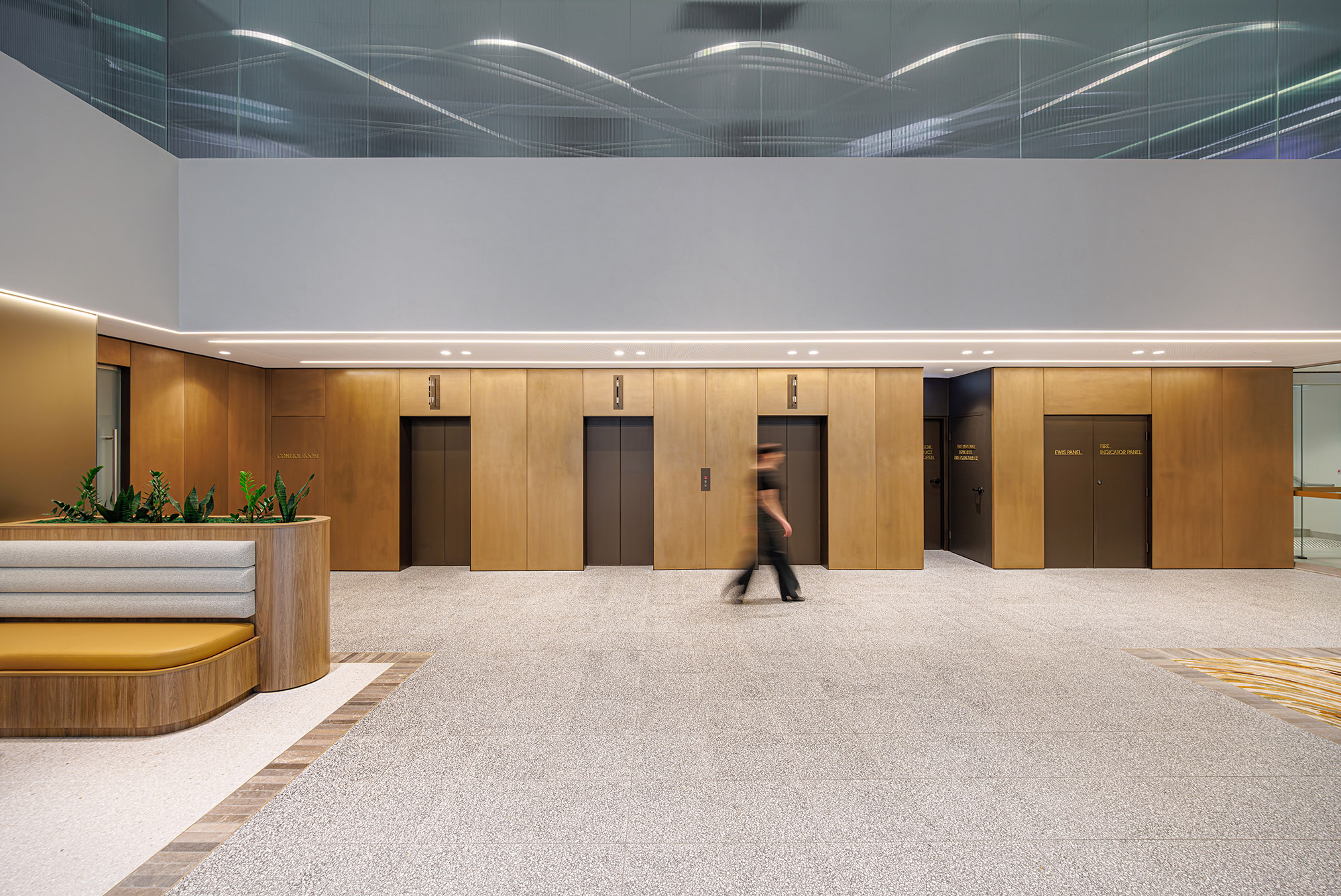 56 Clarence St Lobby